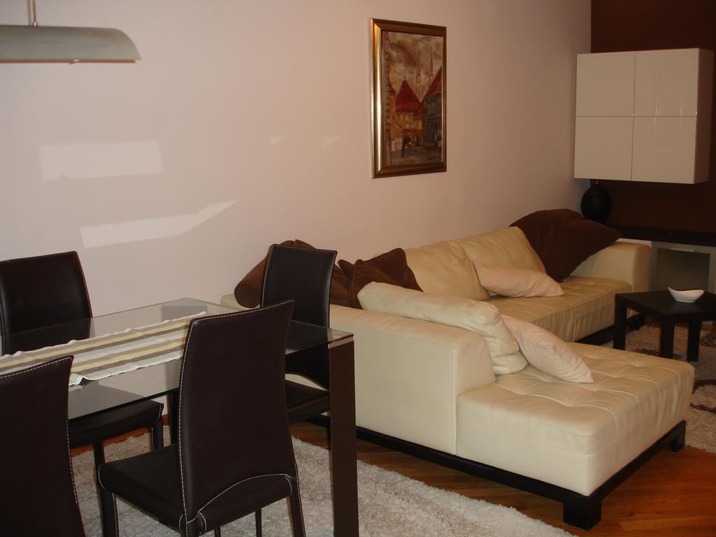 Apartment Ina Zagreb Room photo